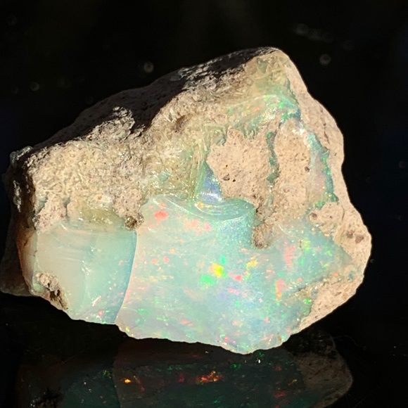 Welo Rough 32.24Ct Natural Ethiopian Play Of Color Rough Opal - Picture 9 of 16